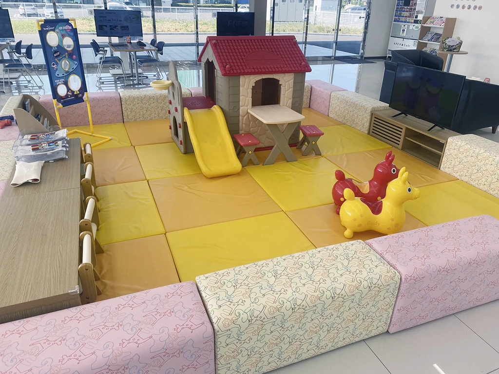 巴日和 まとめ売り 春日部店 | 春日部市 車の買取・販売・車検ならWECARS（ウィー