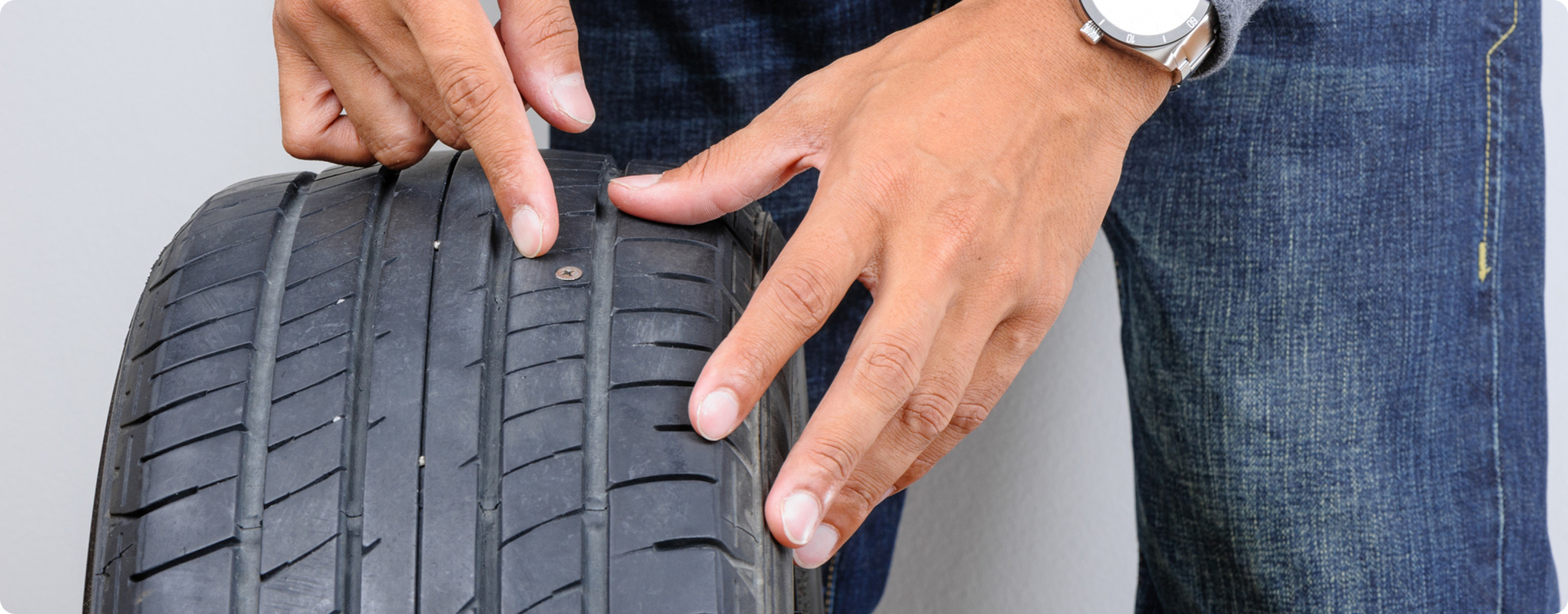 車検でタイヤの溝が重要な理由