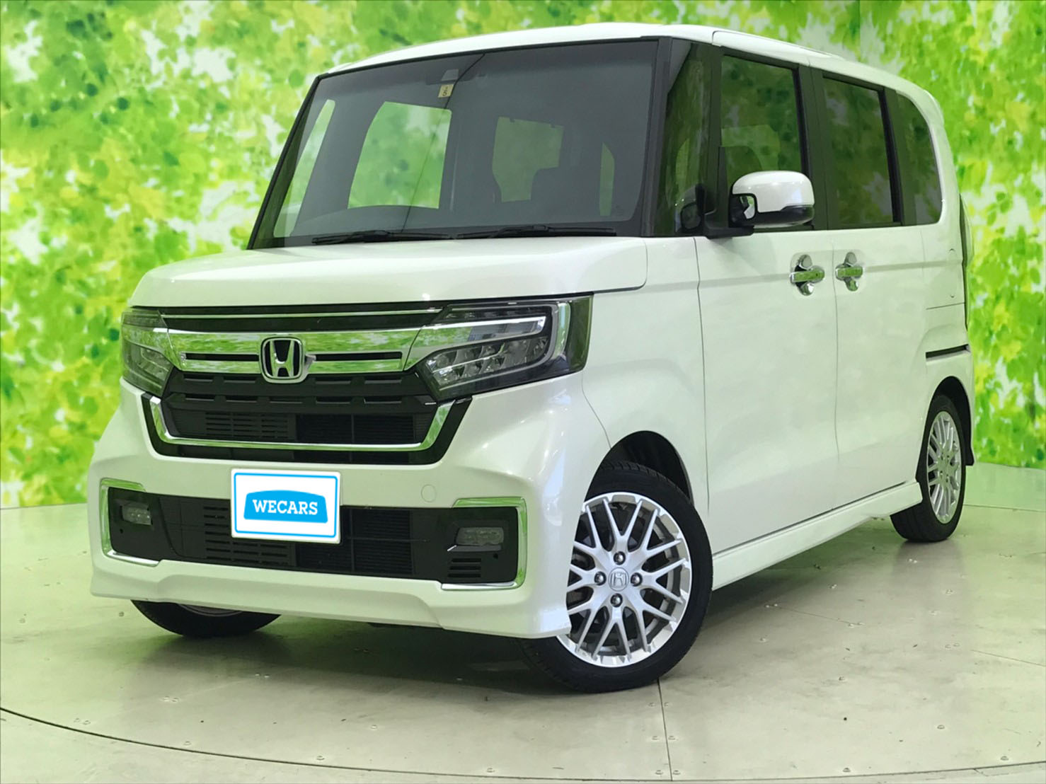 N-BOXカスタムの歴代モデル・グレード一覧を紹介！｜ホンダ｜車種コラム｜中古車を探す｜WECARS（ウィーカーズ）